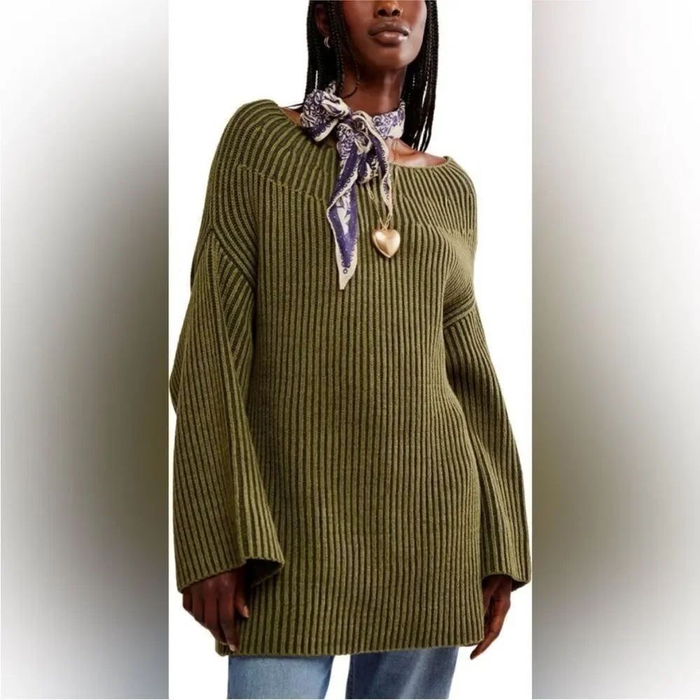 Free People NWT Charlotte Oversized Tunic Top in Chive Combo Size Small
